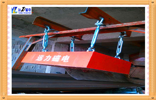 懸掛式永磁除鐵器，四川懸掛式永磁除鐵器生產(chǎn)_四川懸掛式永磁除鐵器生產(chǎn)rcy型多少錢_使用說明書原理型號