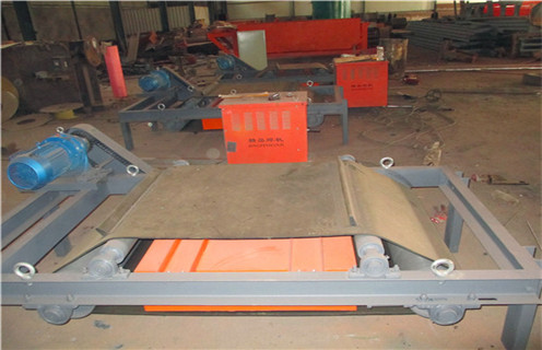 自卸帶式永磁除鐵器,天津自卸帶式永磁除鐵器及安裝高度要求_天津自卸帶式永磁除鐵器設備不卸料怎么回事,如何清理及接線 自卸帶式永磁除鐵器,天津自卸帶式永磁除鐵器及安裝高度要求_天津自卸帶式永磁除鐵器設備不卸料怎么回事,如何清理及接線